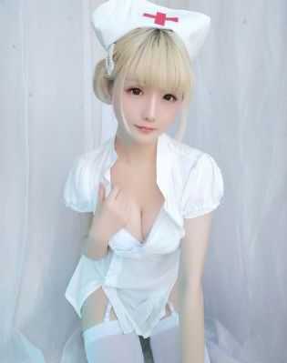 aaa综合国产_国产剧迅雷电影在线